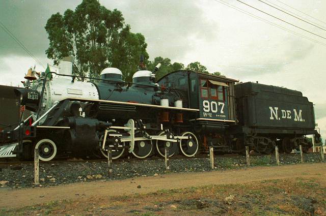 MAQUINA 907