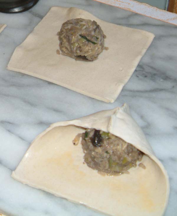 [artichoke+walnut+parcel2.jpg]