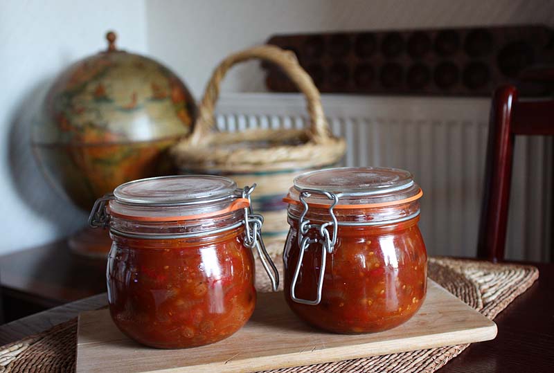 [spicytomatochutney.jpg]