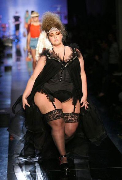 fat-catway-model-stockings-suspenders-pictures.jpg