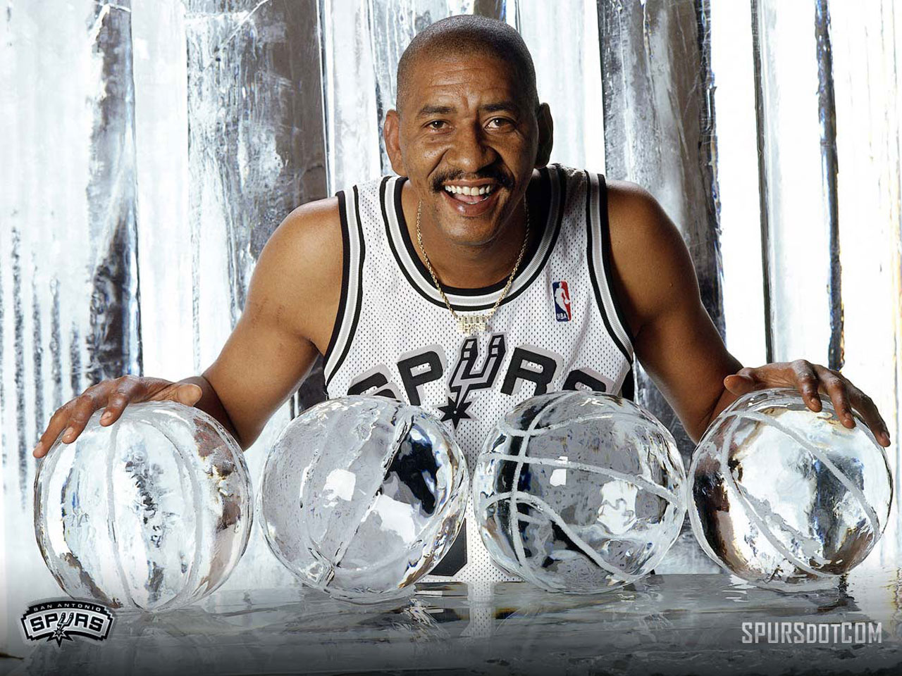 George-Gervin-Wallpaper.jpg