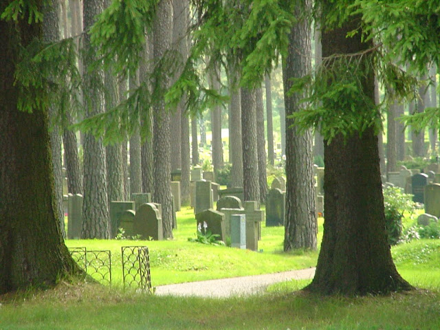 Resultado de imagen para imagenes de cementerio