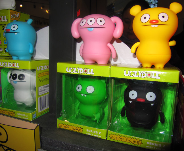 [uglyactionser2.4.jpg]