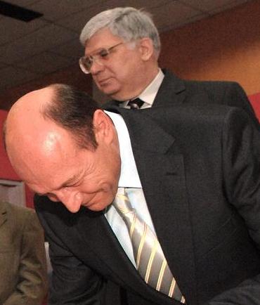 [basescu+ciurilin.jpg]
