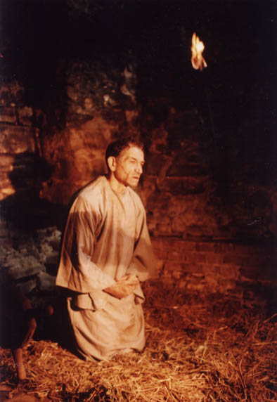 [Cezar_Ivanescu_scena_din_filmul_Vlad_Tepes.jpg]