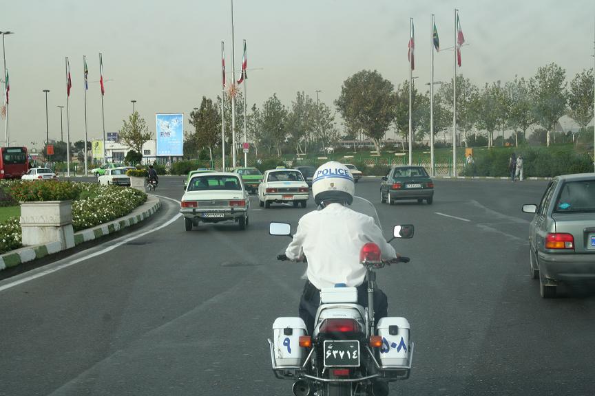 [teheran+politie.JPG]