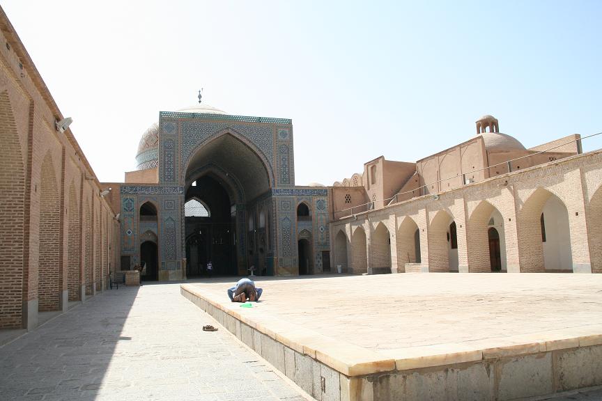 [16+La+Moschee+Yazd+Roncea+2.JPG]