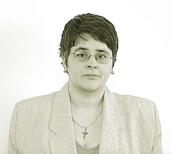 [Iulia+Nueleanu.jpg]