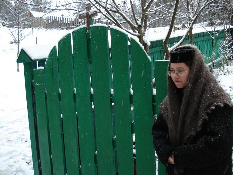 [Maicuta+Manstirea+Petru+Voda+7.JPG]