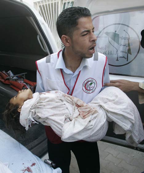 [gaza+copil+spital+4.jpg]