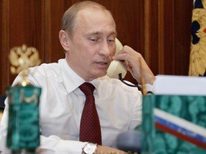 [putin+la+telefon.bmp]
