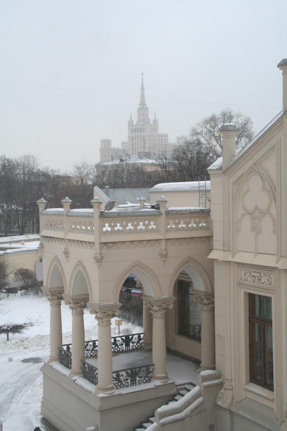 [Vila+MAE+Moscova+foto+Roncea.jpg]