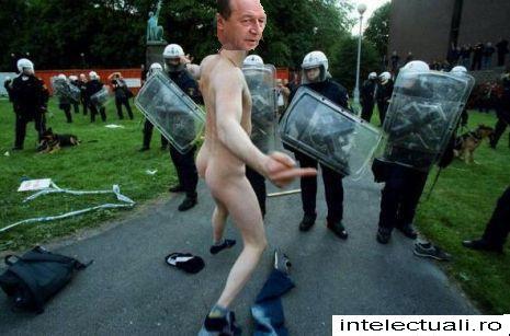 [Basescu+Cartarescu.jpg]