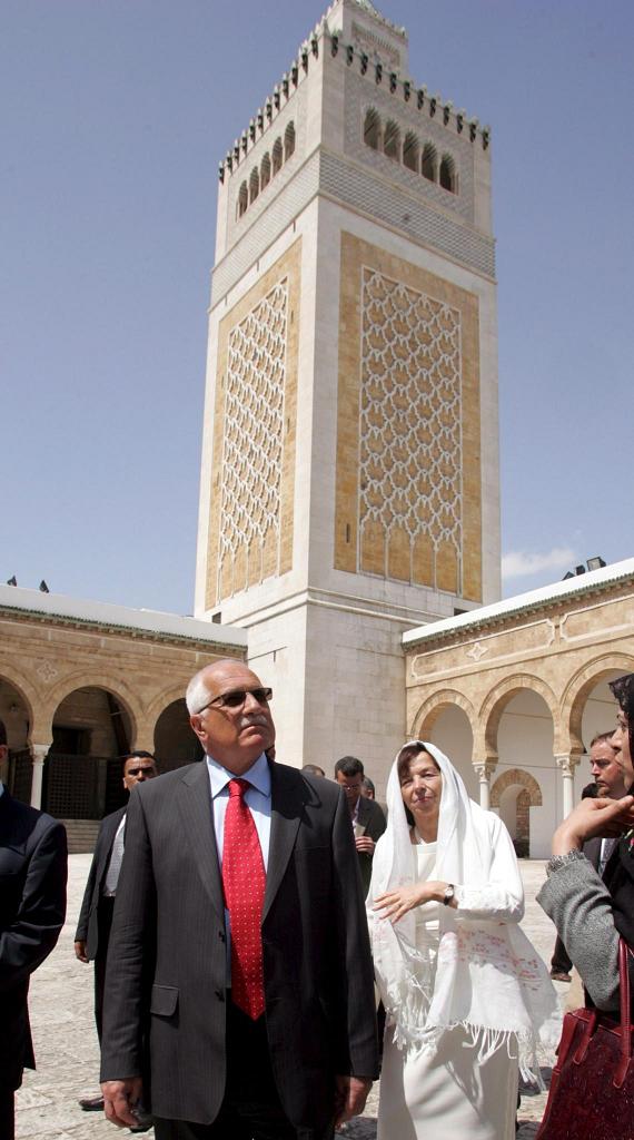 [Vaclav+Klaus+la+Moscheea+Ezzitouna+in+Tunisia.jpg]