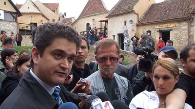 [Paleologu+la+rasnov.jpg]