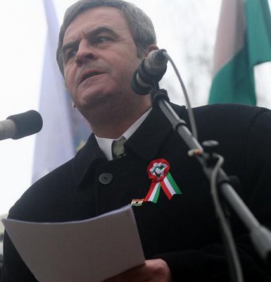 [tokes+laszlo+turnatorul+extremist+antiroman+antisemit.jpg]