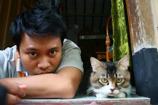 aku mirip kucing, aku mirip bleki, aku mirip blacky