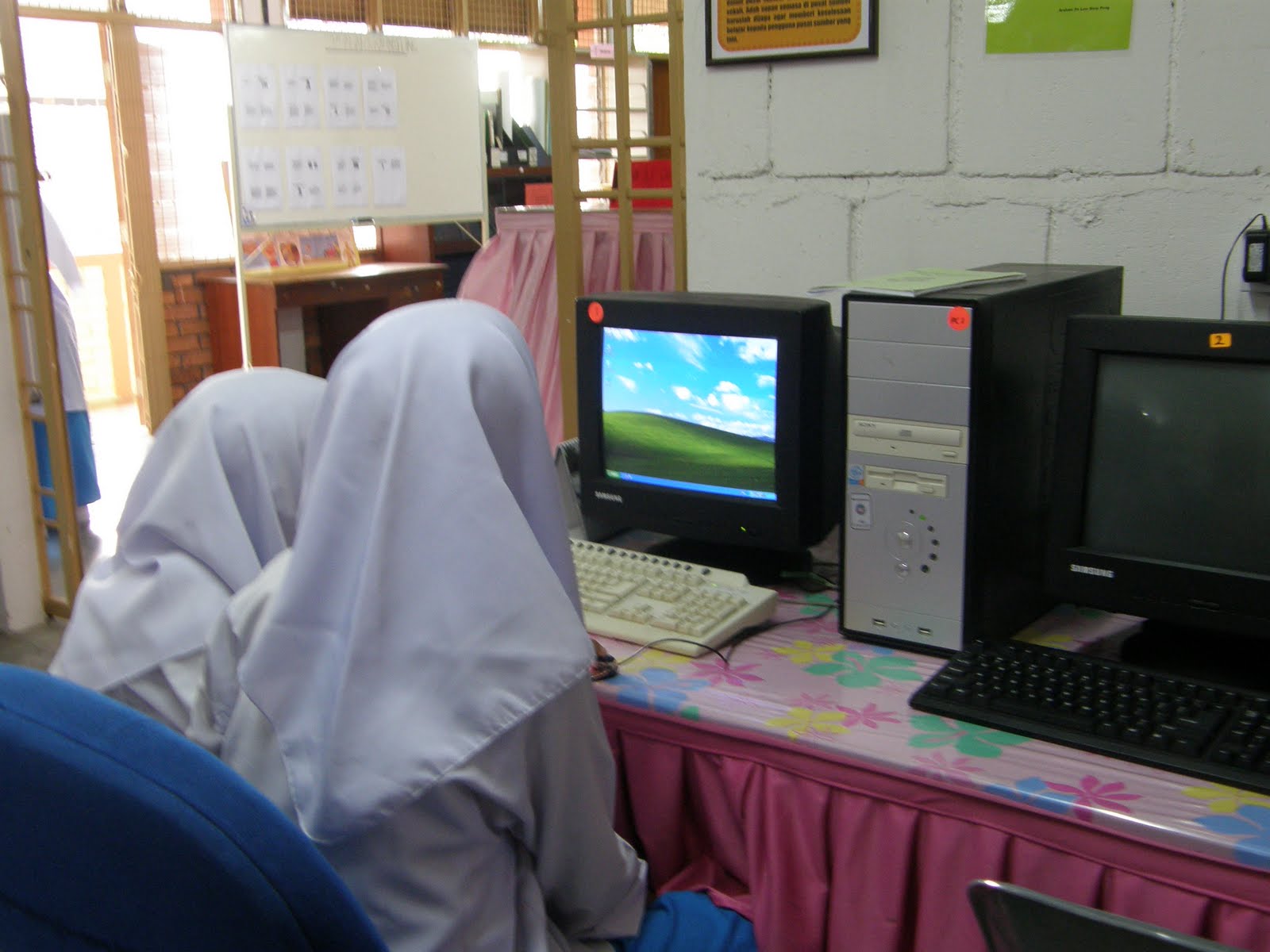 Pusat Sumber Sekolah: GAMBAR PUSAT SUMBER SMKTPH
