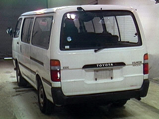 hiace%20white%20van.jpg