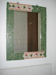 El rincón del Arte: Espejo de baño verde