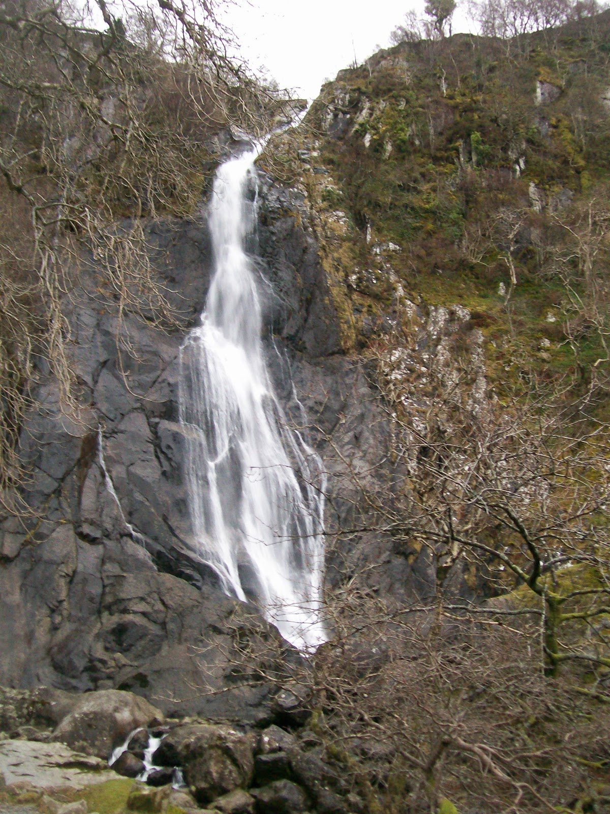 A Welsh man walking.: Aber Falls,Northern Carneddau Circuit. 6-1-11