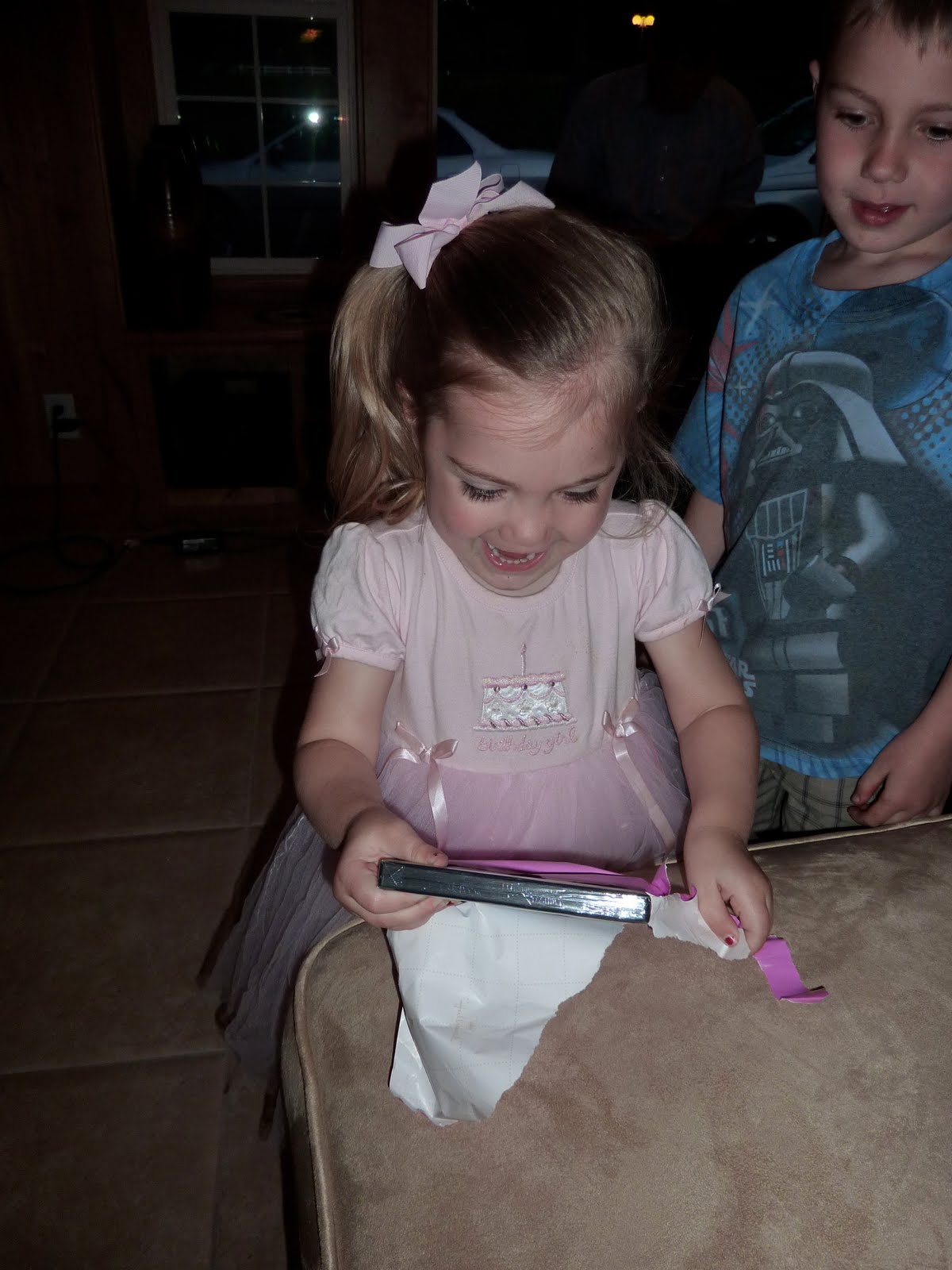 Steve & Leah: 3 year old Girl!