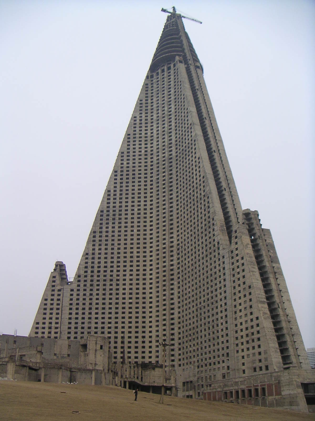 DOUGLASCAIN: Amazing buildings, Ryugyong hotel, Pyongyang, North Korea.