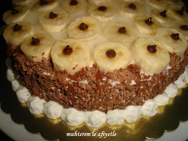 Muhterem�le Afiyetle MUZLU PASTA