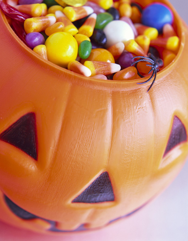 halloween-candy-coupons-your-retail-helper