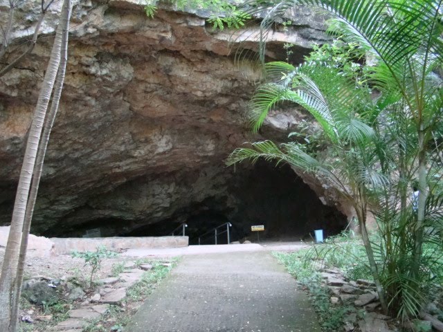 Las Voces del Otro Mundo: Cuevas de Taulabe