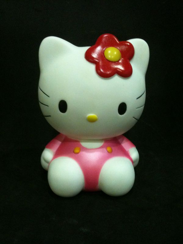 Hello Kitty cake topper. Posted by Decoration at 10:20 PM