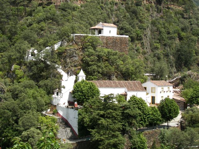 [ColmMai0922+024.jpg]