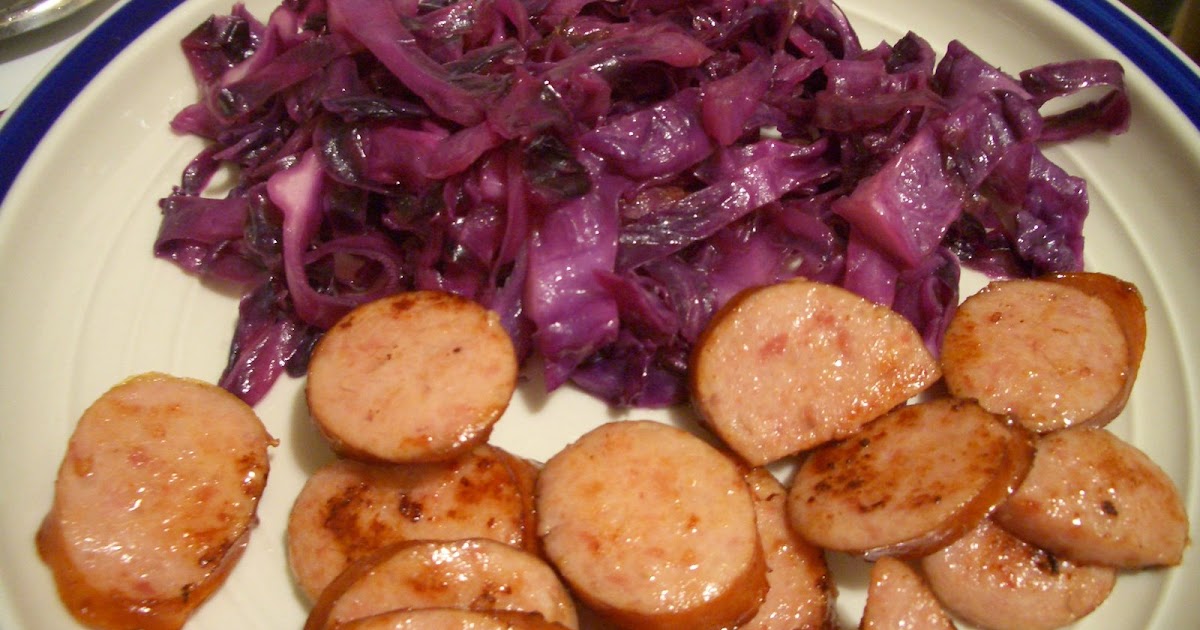 StarchyMarie: Kielbasa and Red Cabbage