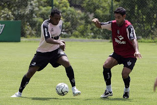 obina+x+werley - Atl&eacute;tico x Vila Nova