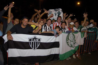 torcda+galo+x+porco - Quintoube: Atlético x Corinthians