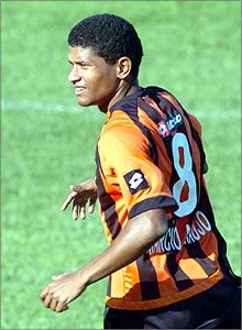 [m+aráujo+treinando.jpg]