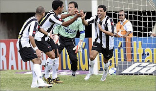 Atlético x Flamengo x CBF x Apito x Imprensa %C3%A9der+comemora+x+goi%C3%A1s - Atlético x Flamengo x CBF x Apito x Imprensa