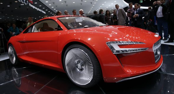 [Audi-e-tron-0.jpg]