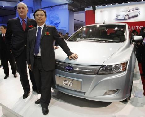 [BYD+buffett-sokol-wang-chuanfu-byd.jpg]