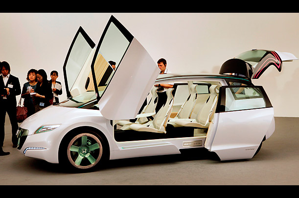 [EV+Gal+Skydec+Hybrid.jpg]