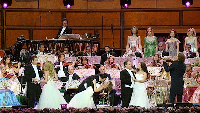 andre rieu bagpipe player andre rieu bagpipe player
