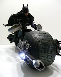 batman rides batpod