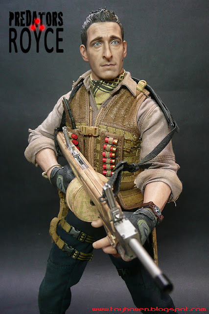 toyhaven: Review III: ... Adrien Brody Predators Knife
