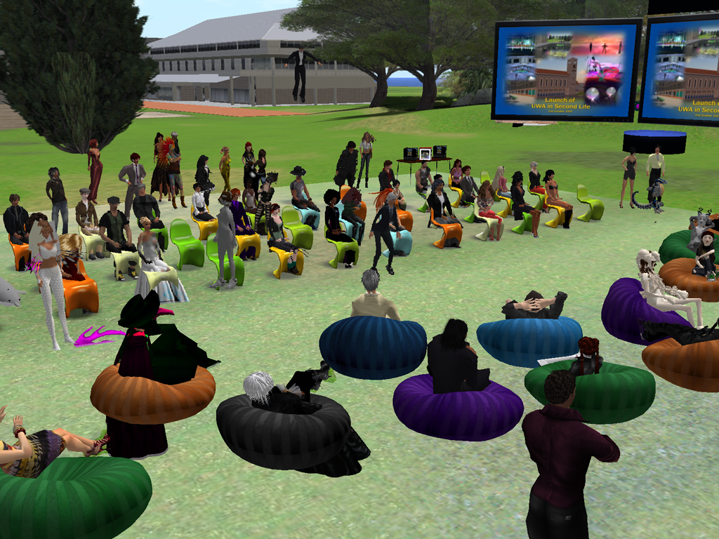 [MachiimUWA+crowd.png]