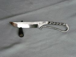 couteau a tout faire