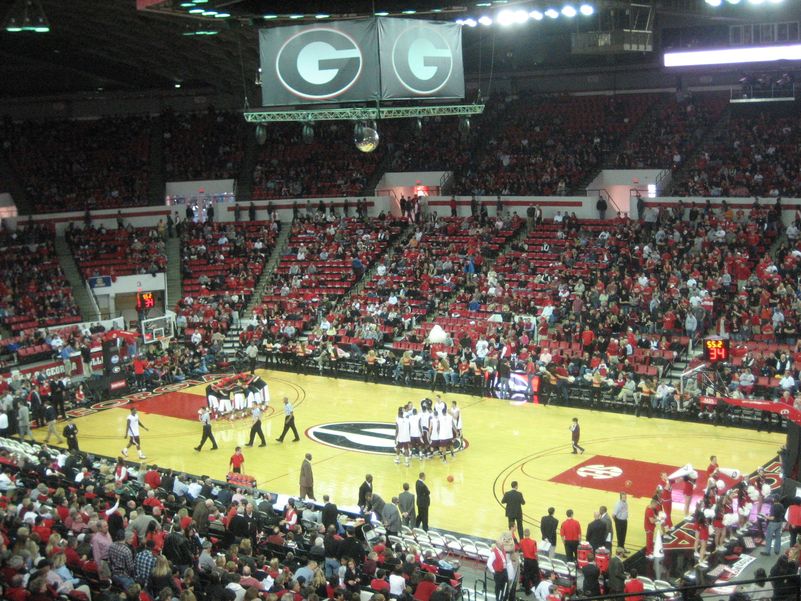 bragger-33-go-to-a-uga-basketball-game