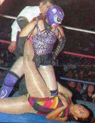 Felina - Diana La Cazadora - la lucha libre - womens wrestling