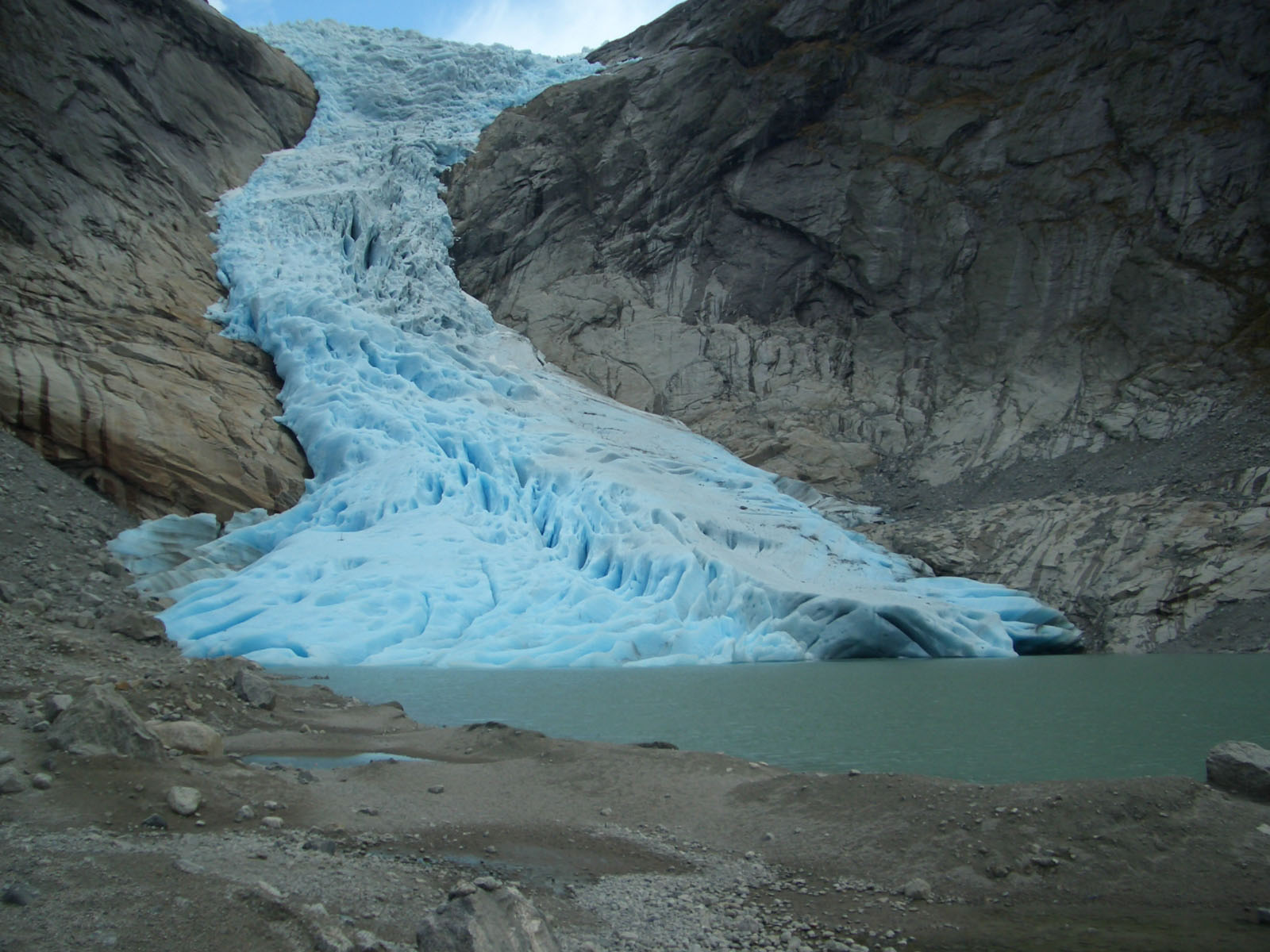[16+El+glaciar+.jpg]