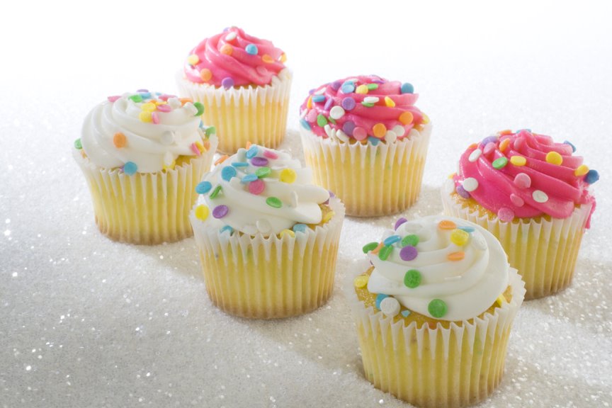 [Cupcakes_pink&white+copy.jpg]
