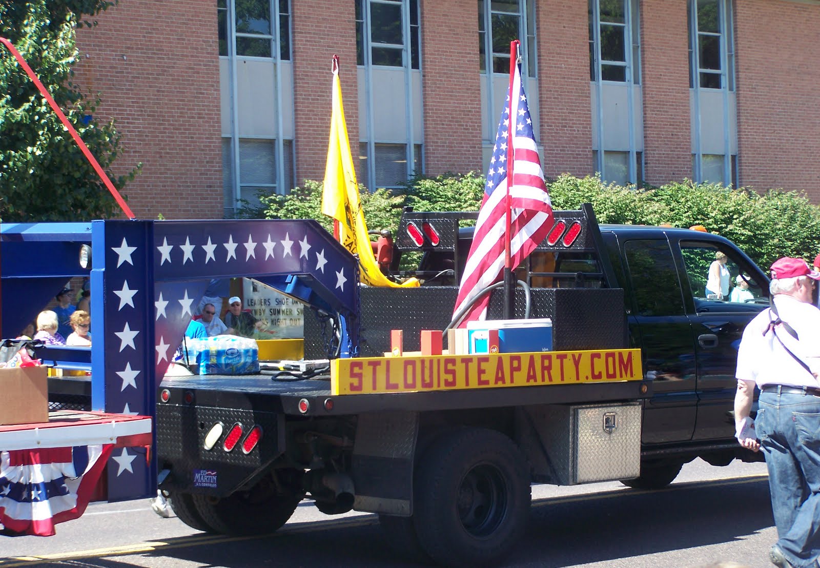webster groves parade on 4th of july